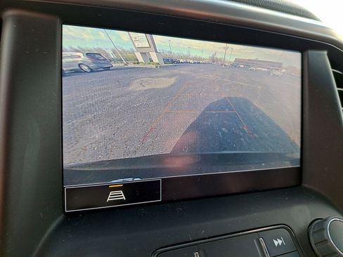 Used 2023 GMC Acadia AT4 AWD/4WD image 15