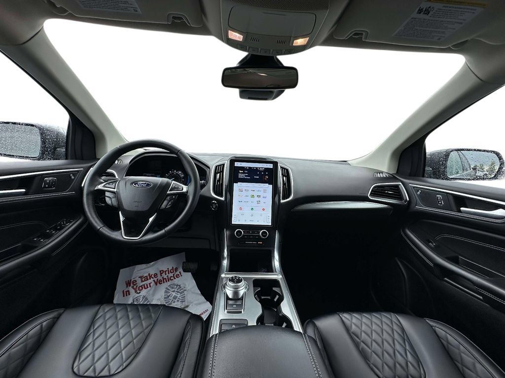 Certified 2024 Ford Edge Titanium AWD/4WD image 13