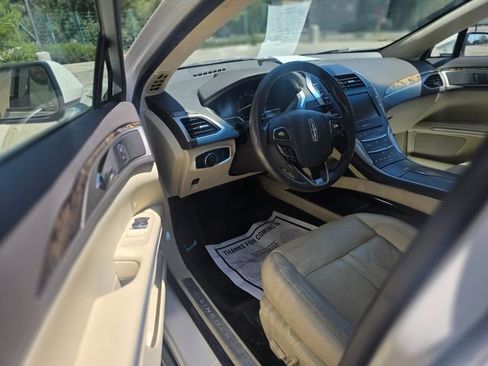 Used 2013 Lincoln MKZ Hybrid FWD image 25