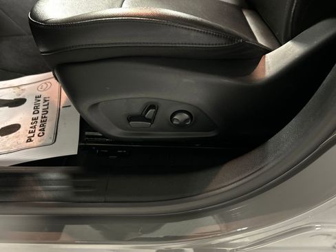 Used 2024 Jeep Compass Limited image 13