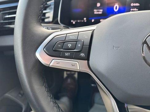 Certified 2025 Volkswagen Jetta Sport image 20