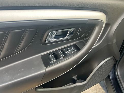 Used 2019 Ford Taurus SEL image 23