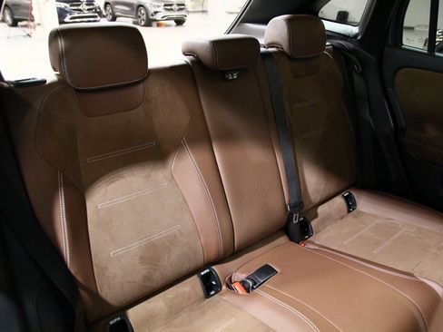 Used 2025 Mercedes-Benz GLA 250 4MATIC image 26