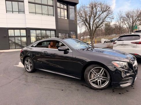Used 2018 Mercedes-Benz E 400 4MATIC Coupe image 2