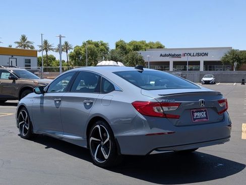 Used 2022 Honda Accord Sport image 9