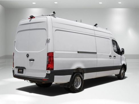 Used 2019 Mercedes-Benz Sprinter 170 Cargo image 6