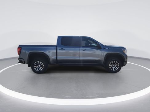 Used 2021 GMC Sierra 1500 AT4 w/ AT4 Premium Package AWD/4WD image 9