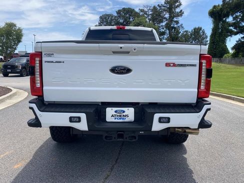 Used 2026 Ford F250 Lariat w/ Black Appearance Package AWD/4WD image 4