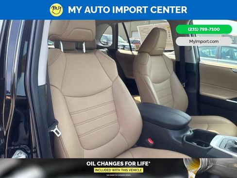 Used 2024 Toyota RAV4 XLE Premium w/ Weather Package AWD/4WD image 30