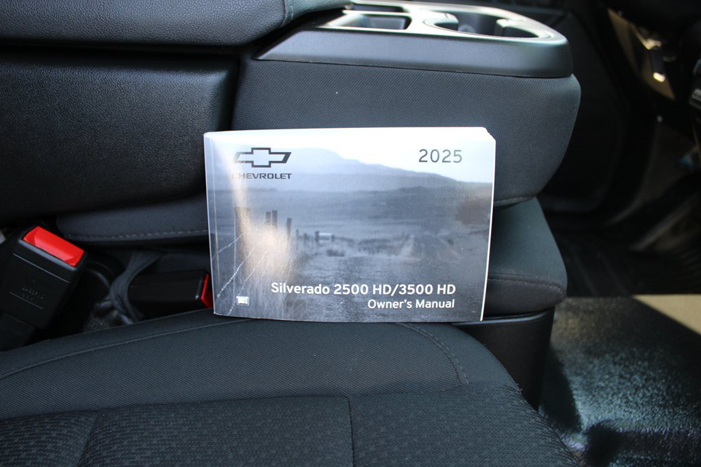 Used 2025 Chevrolet Silverado 3500 W/T AWD/4WD image 28