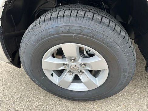 Used 2024 RAM 1500 Tradesman w/ Popular Equipment Group image 11