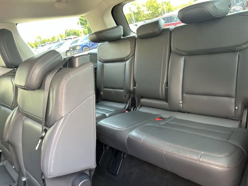 Used 2025 Ford Expedition Active AWD/4WD image 33