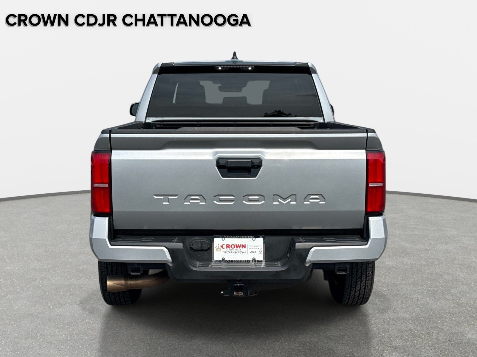 Used 2025 Toyota Tacoma SR5 RWD image 6