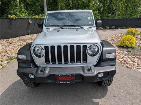Used 2022 Jeep Wrangler Unlimited Sport AWD/4WD image 8