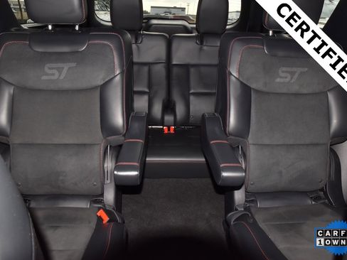 Certified 2025 Ford Explorer ST image 22