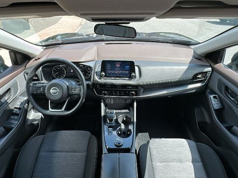Used 2021 Nissan Rogue S AWD/4WD image 25