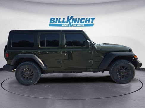 Used 2024 Jeep Wrangler Unlimited Sport AWD/4WD image 6