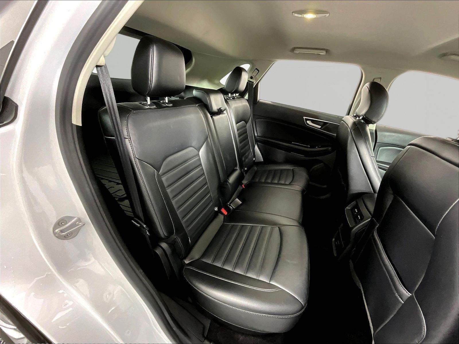 Used 2015 Ford Edge SEL w/ Equipment Group 201A AWD/4WD image 24
