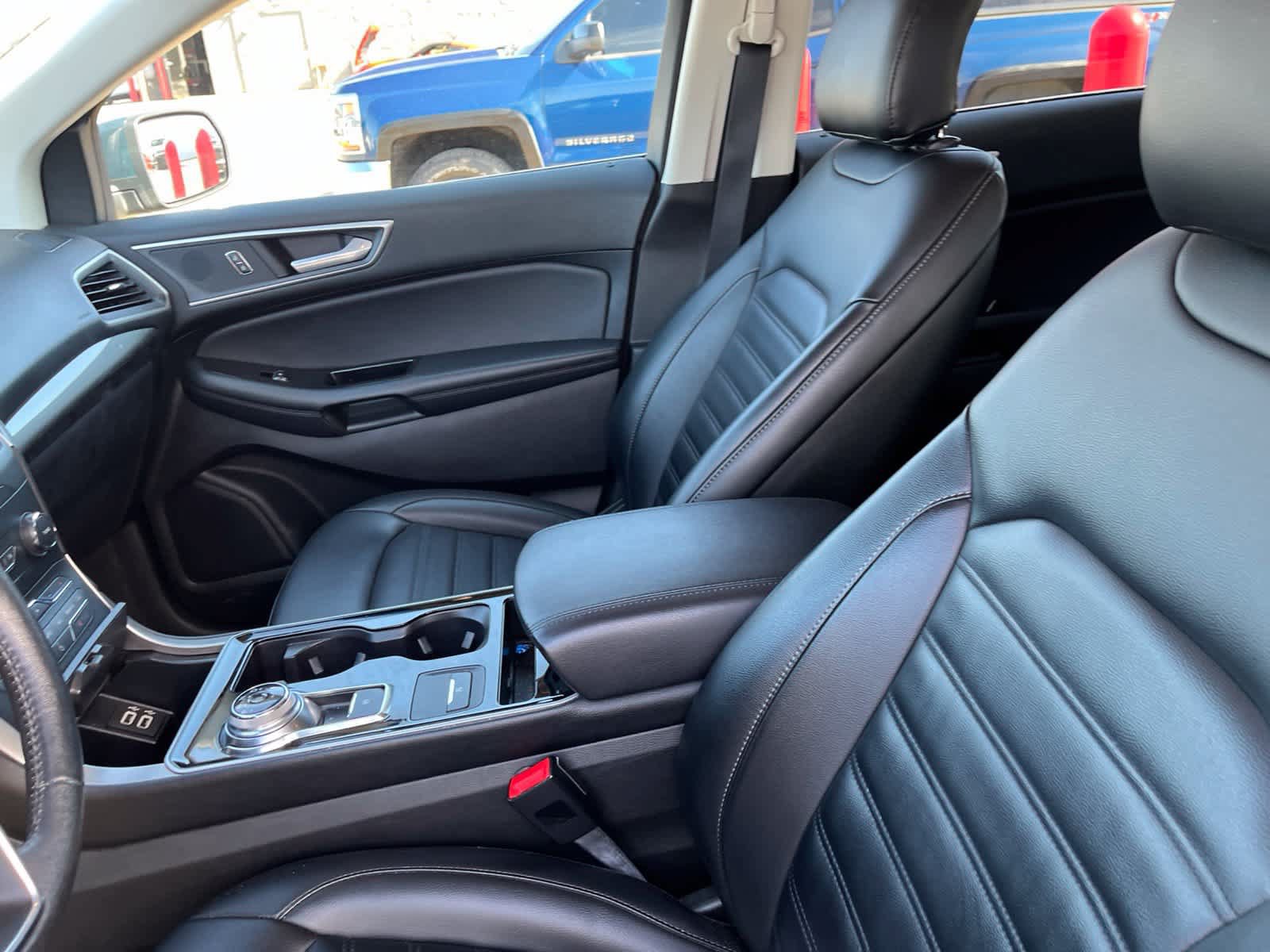 Used 2019 Ford Edge SEL w/ Equipment Group 201A AWD/4WD image 24