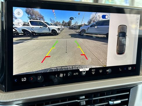 New 2026 Ford Explorer Active w/ Active Comfort Package image 21