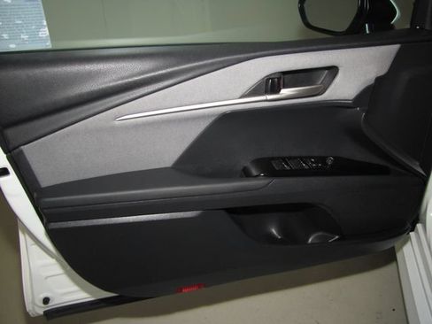 Used 2025 Toyota Camry LE w/ Convenience Package FWD image 11