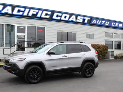 Used 2018 Jeep Cherokee Trailhawk w/ Comfort/Convenience Group