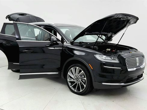 Used 2022 Lincoln Nautilus Reserve w/ Equipment Group 201A AWD/4WD image 12