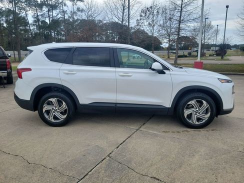 Used 2021 Hyundai Santa Fe SE image 8