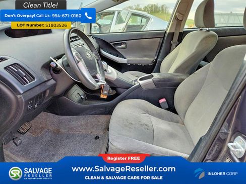 Used 2012 Toyota Prius Three w/ Preferred Accessory Pkg FWD image 9