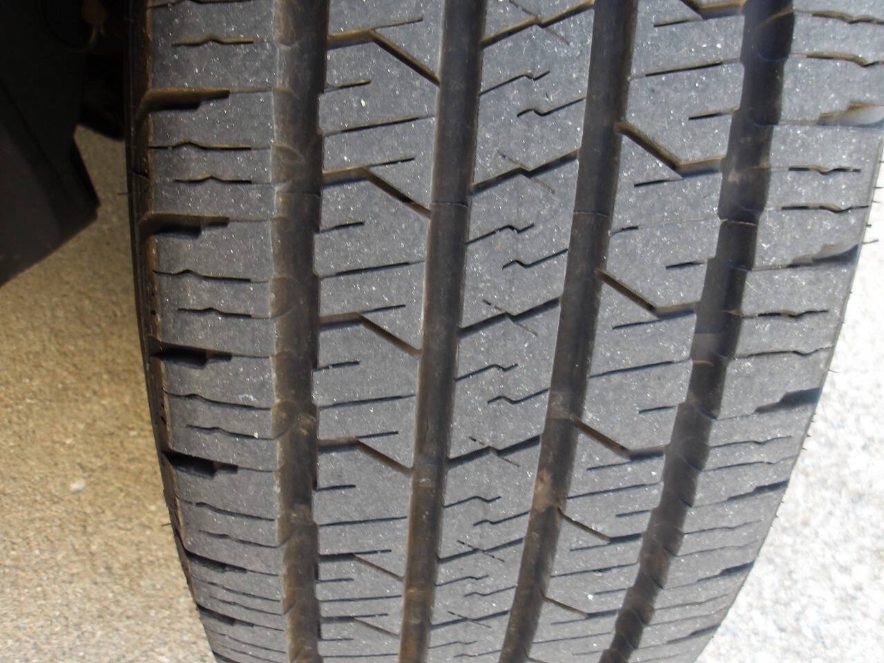 Used 2012 Ford Escape XLS FWD image 38
