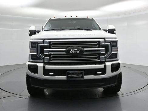 Used 2022 Ford F350 Limited w/ FX4 Off-Road Package AWD/4WD image 24