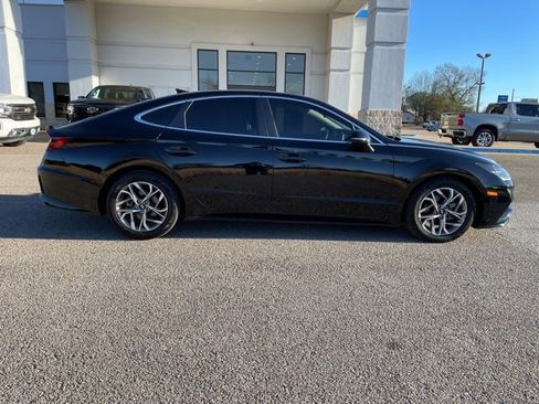 Used 2023 Hyundai Sonata SEL w/ Cargo Package image 6