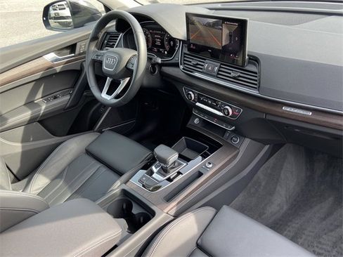 Certified 2025 Audi Q5 2.0T Premium Plus w/ Premium Plus Package image 26