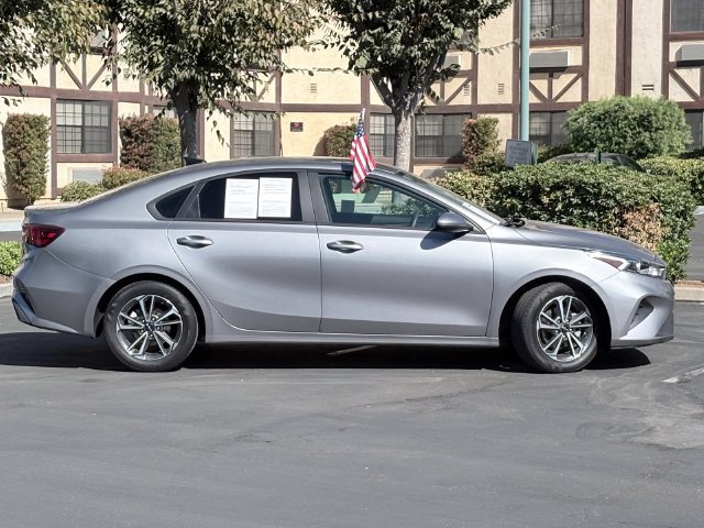 Used 2023 Kia Forte LXS FWD image 4