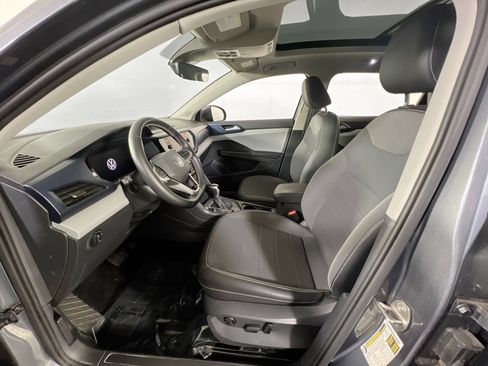 Used 2022 Volkswagen Taos SE image 21