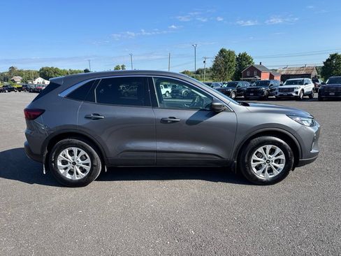 Used 2023 Ford Escape Active w/ Tech Pack #2 AWD/4WD image 6