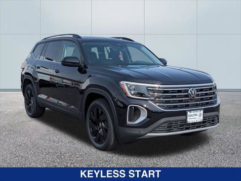 New 2026 Volkswagen Atlas SE FWD image 7