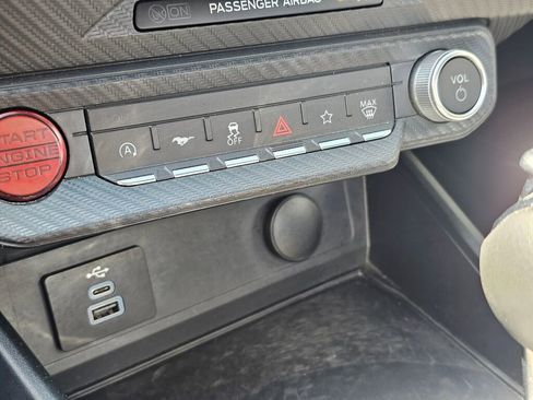 Used 2024 Ford Mustang Coupe RWD image 25
