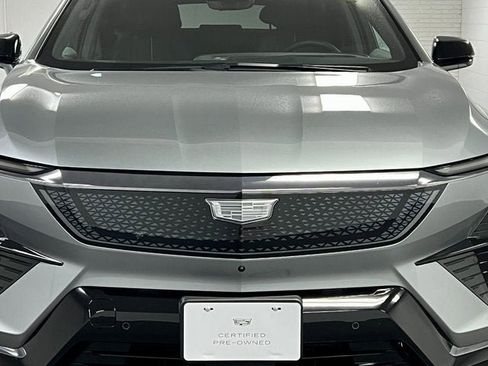 Certified 2025 Cadillac Optiq Sport 2 image 9