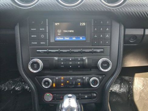 Used 2018 Ford Mustang Coupe RWD image 14