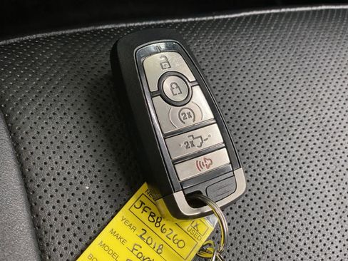 Used 2018 Ford F150 Raptor w/ Equipment Group 802A Luxury image 27