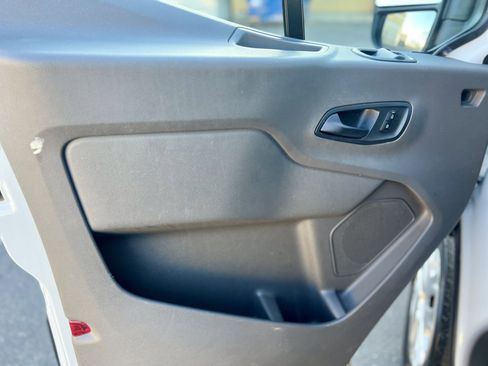 Used 2021 Ford Transit 350 XLT image 27