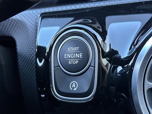 Used 2020 Mercedes-Benz A 220 image 32