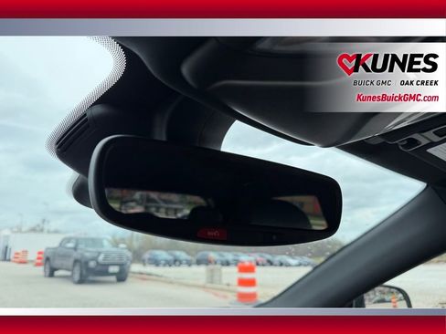 Used 2025 Jeep Compass Limited image 23