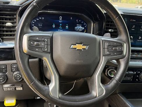 Used 2023 Chevrolet Silverado 1500 LTZ w/ LTZ Convenience Package II AWD/4WD image 13