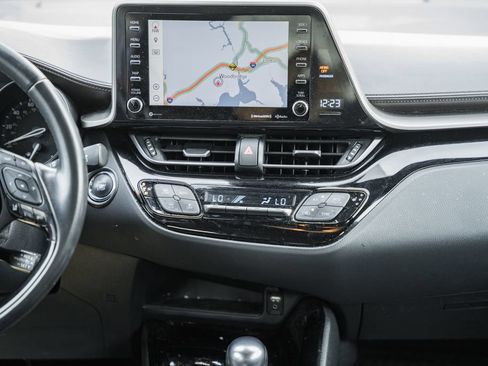 Used 2019 Toyota C-HR Limited FWD image 21