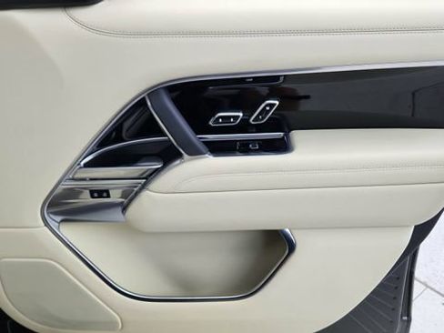 Used 2023 Land Rover Range Rover SE AWD/4WD image 22