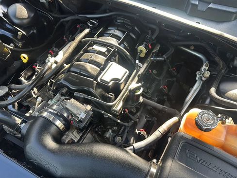 Used 2015 Dodge Challenger R/T Plus image 42