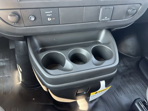 New 2026 Chevrolet Express 2500 Extended w/ Driver Convenience Package RWD image 18