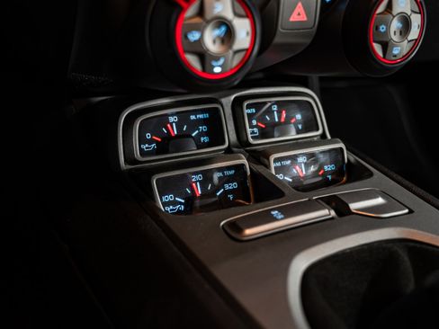 Used 2013 Chevrolet Camaro SS image 29